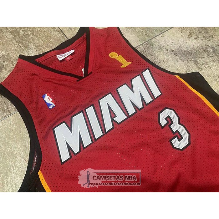 Camiseta Miami Heat Dwyane Wade NO 3 Mitchell & Ness 2005-06 Autentico Rojo